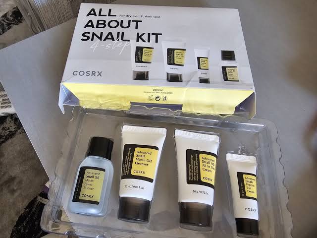 Cosrx All About Snail 4 in 1 Gift and Travel Kit
