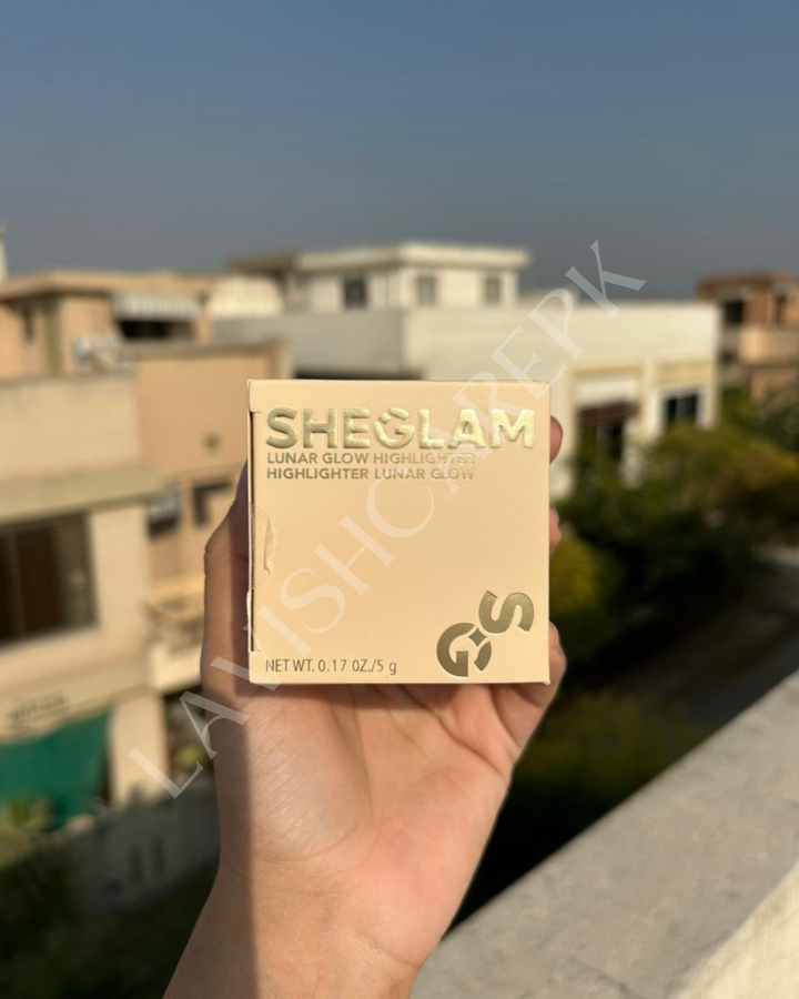 Sheglam lunar glow highlighter😍