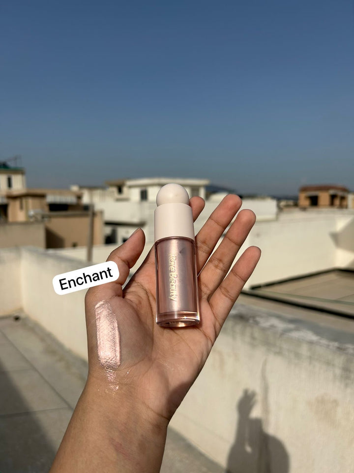 RARE BEAUTY POSITIVE LIGHT LIQUID LUMINIZER – 15 ML.