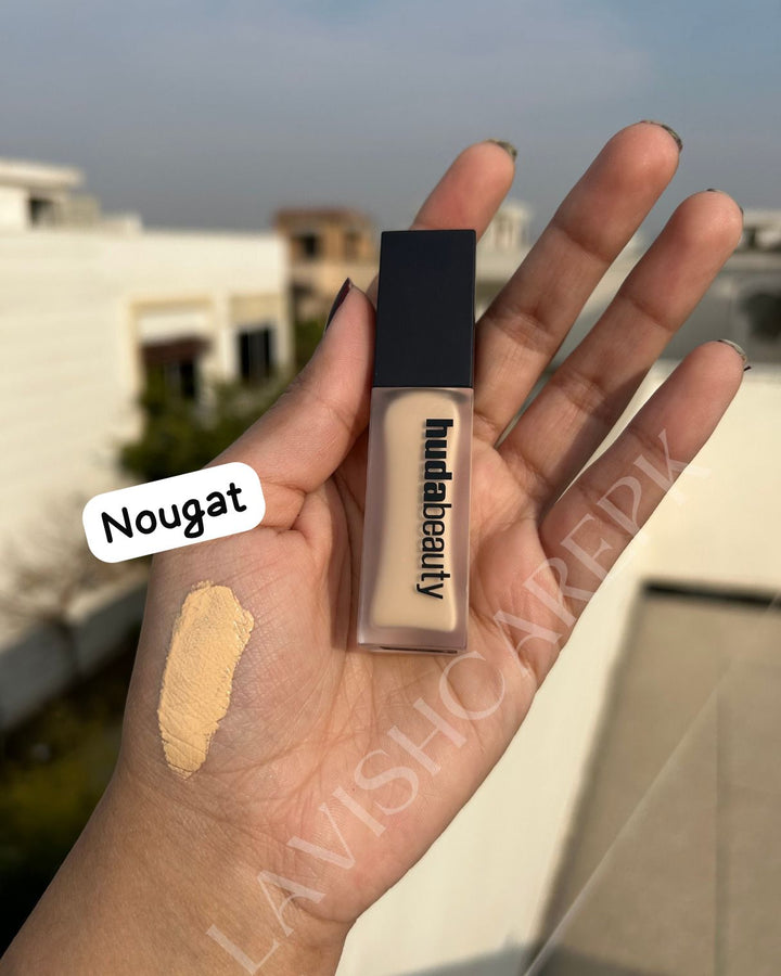 Huda beauty faux filter luminous matte liquid concealer