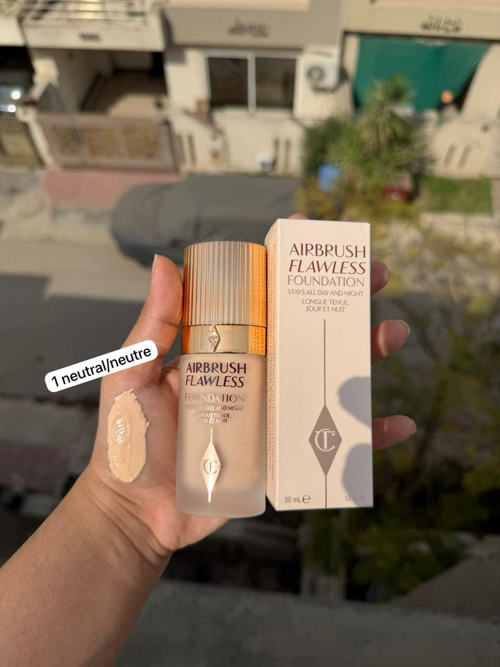 Charlotte tilbury airbrush flawless foundation