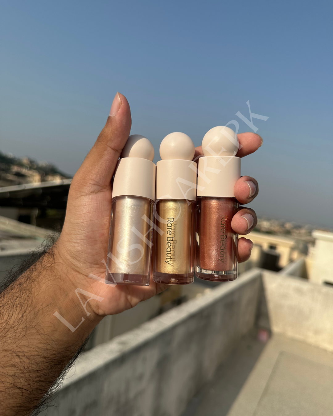 RARE BEAUTY POSITIVE LIGHT LIQUID LUMINIZER – 15 ML.