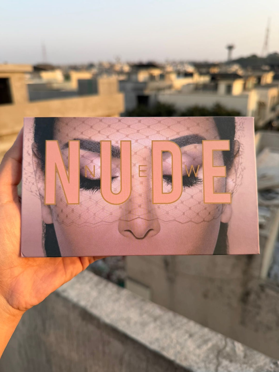 Nude eyeshadow palette
