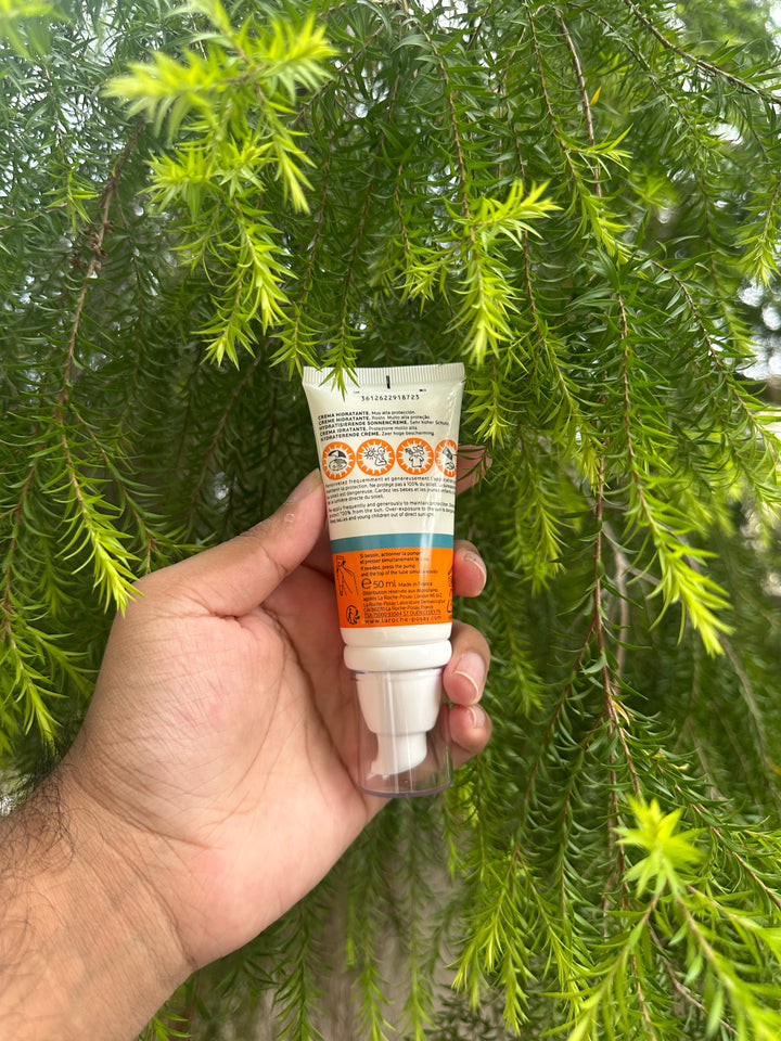La Roche-Posay Anthelios UVMune 400 SPF 50+ SunScreen