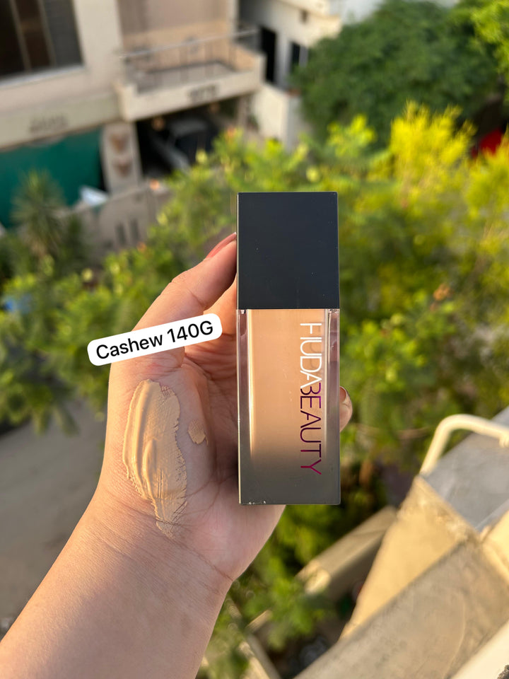 Huda beauty fauxfilter luminous matte full coverage foundation