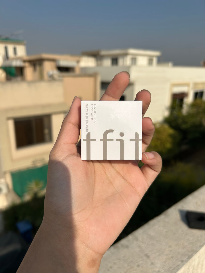 TFIT COVER UP PRO CONCEALER 15 GRAMS.