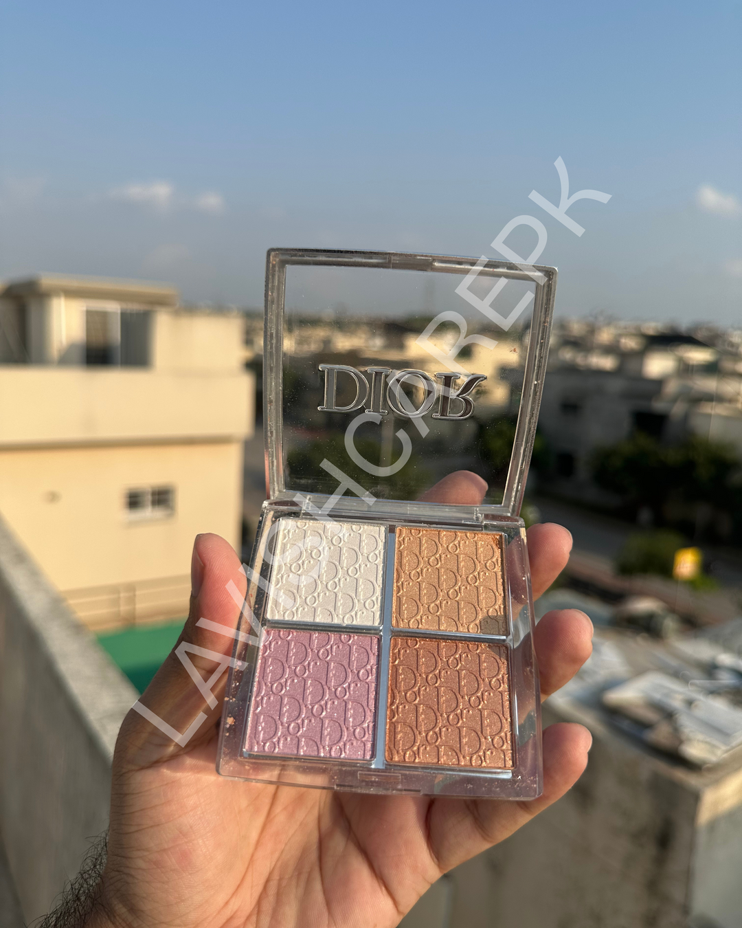 DIOR BACKSTAGE GLOW FACE PALETTE 4 IN 1 .
