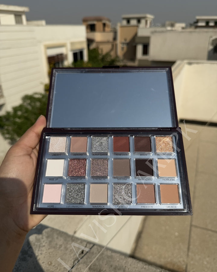 HUDAMOJI ICY NUDE HIGH PIGMENT EYESHADOW PALETTE.