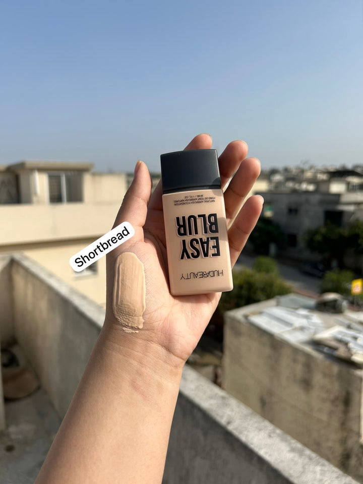 HUDA BEAUTY Easy Blur Airbrush Foundation – 30ML