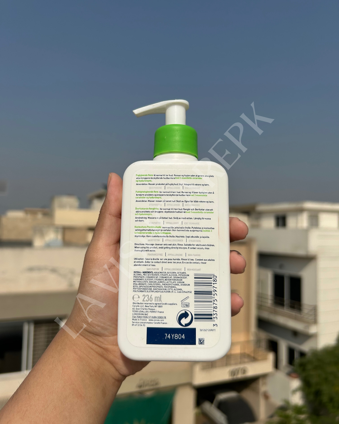 Cera ve Hydrating Facial Cleanser 237 ML.