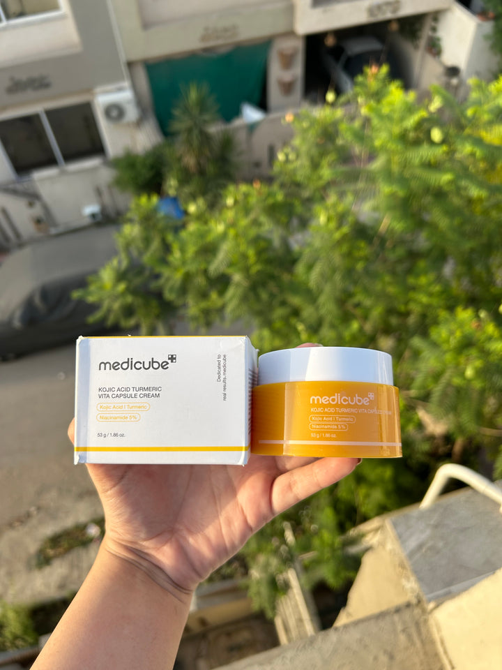 MEDICUBE KOJIC ACID TURMERIC VITA CAPSULE CREAM