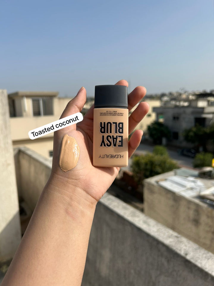 HUDA BEAUTY Easy Blur Airbrush Foundation – 30ML