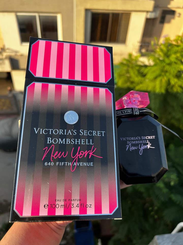 🌆 Victoria’s Secret Bombshell New York Eau de Parfum – 100ml