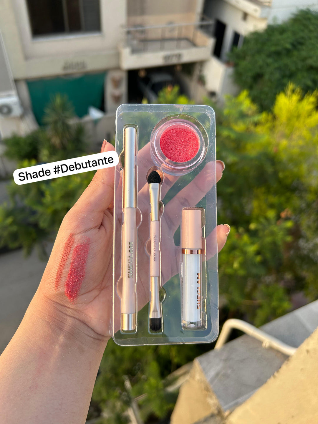 SHEGLAM LIP DAZZLER GLITTER KIT 4 IN 1