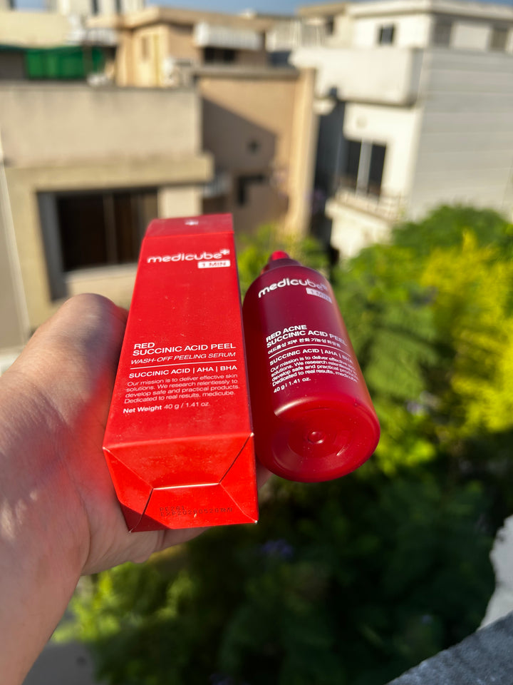 MEDICUBE Red Acne Succinic Acid Peel – Targeted Clarity, Weekly Renewal
