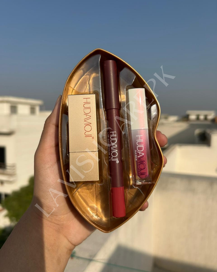 3 In 1 Hudamoji Set Velvet Matte Lipstick , Waterproof Lip Pencil & Lip Gloss Set