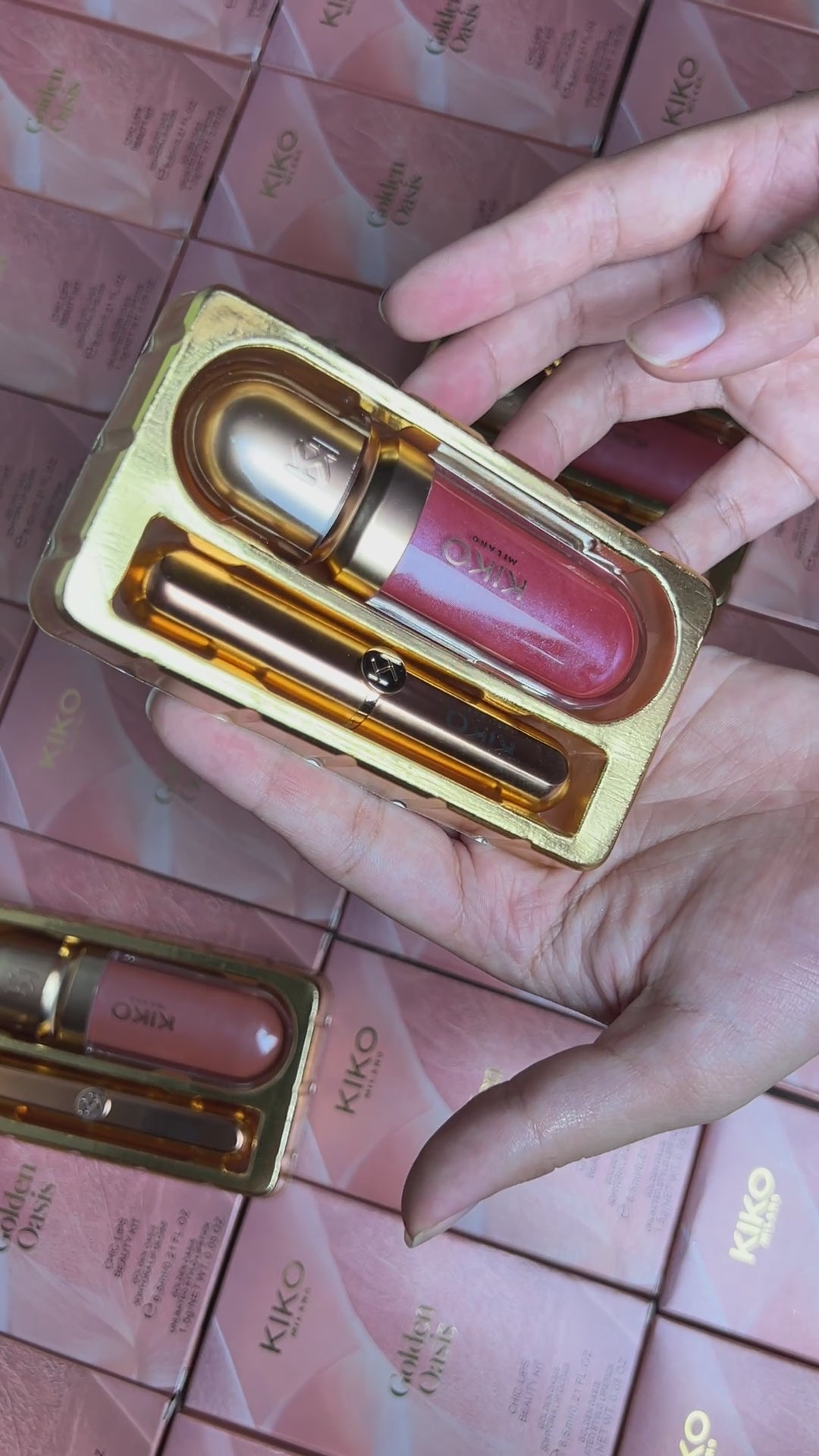 KIKO MILANO GOLDEN OASIS CHIC LIPS BEAUTY KIT 2 IN 1.